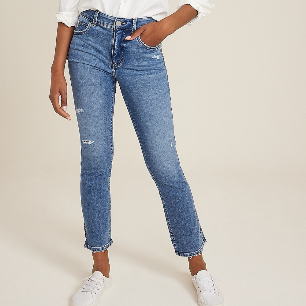 m jeans by maurices Everflex Slim Straight Ankle High Rise Jean Size 6